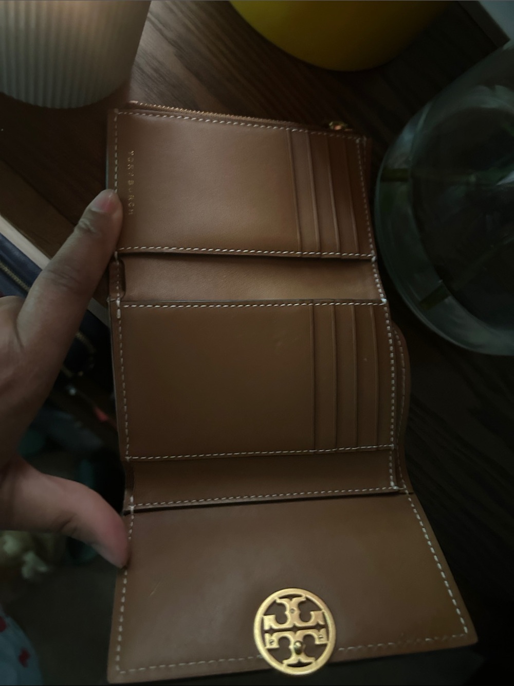 Tory Burch Brown Leather Wallet with Gold Logo - Picture 4 of 6